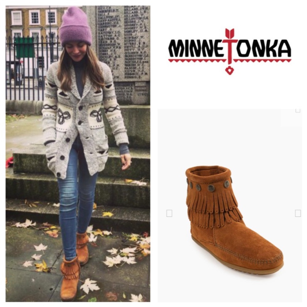 Minnetonka double fringe side-zip Moccasin booties